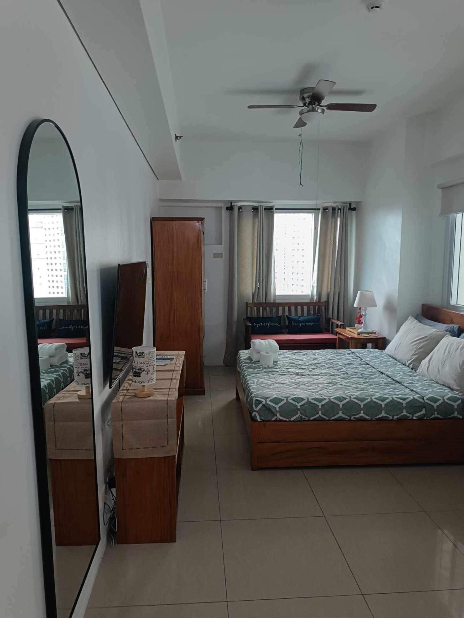 Avery Condo Suite At The Beacon Makati Makati City Luaran gambar
